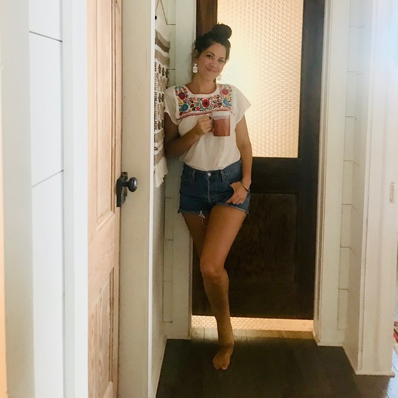 Meet your Posher, Tasha - Picture 2 of 5